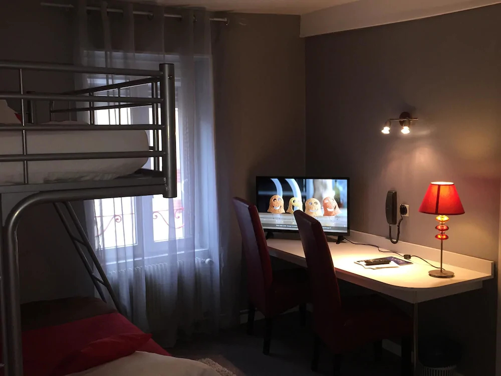 Ariane Hotel