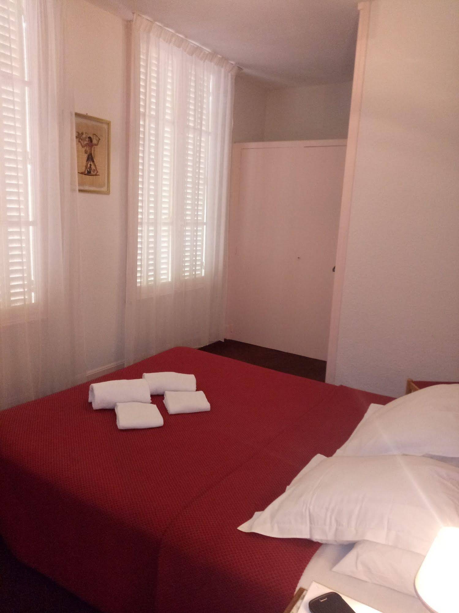 Hotel Moderne