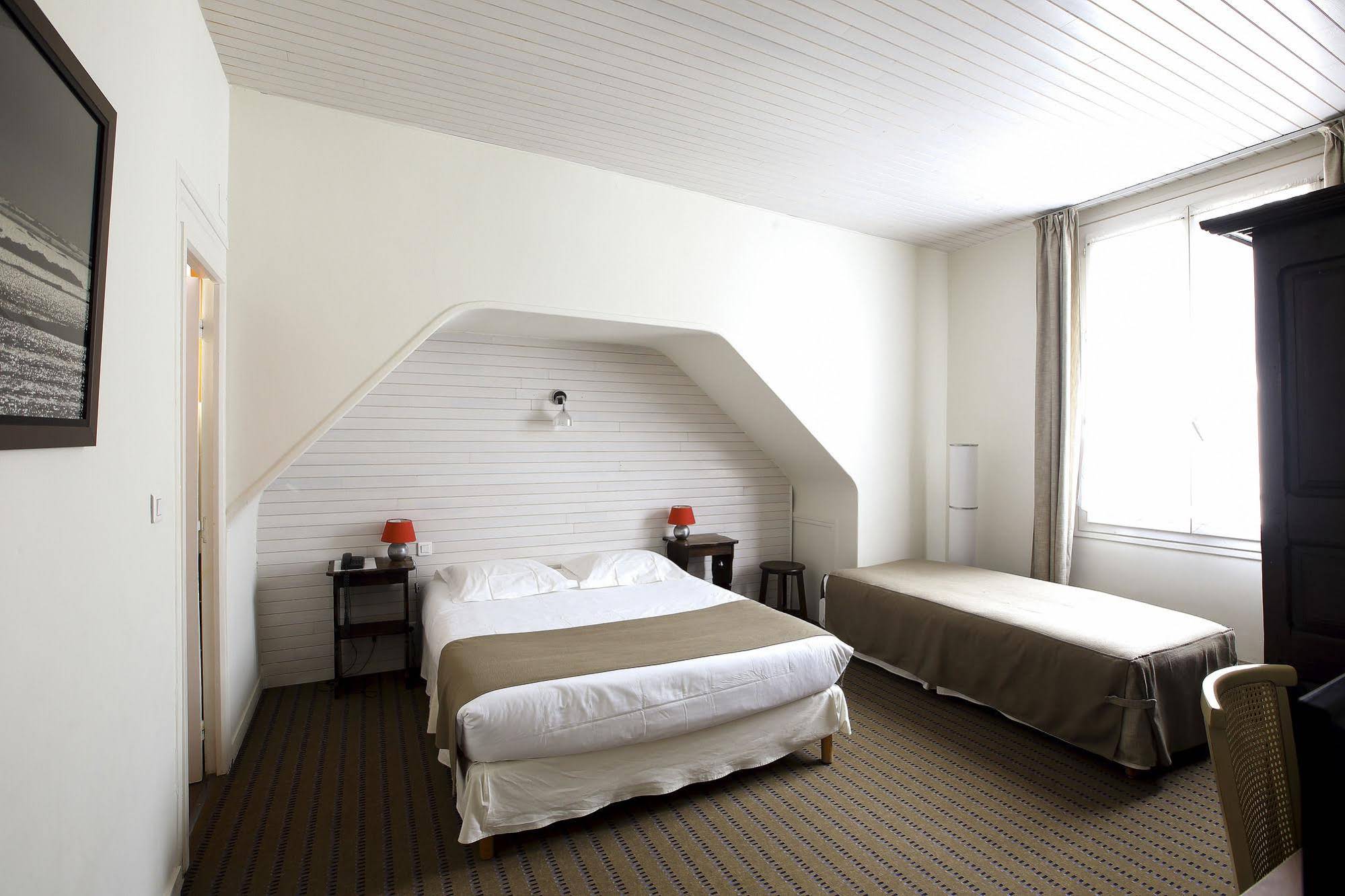 Hôtel de France & Restaurant L'insolite