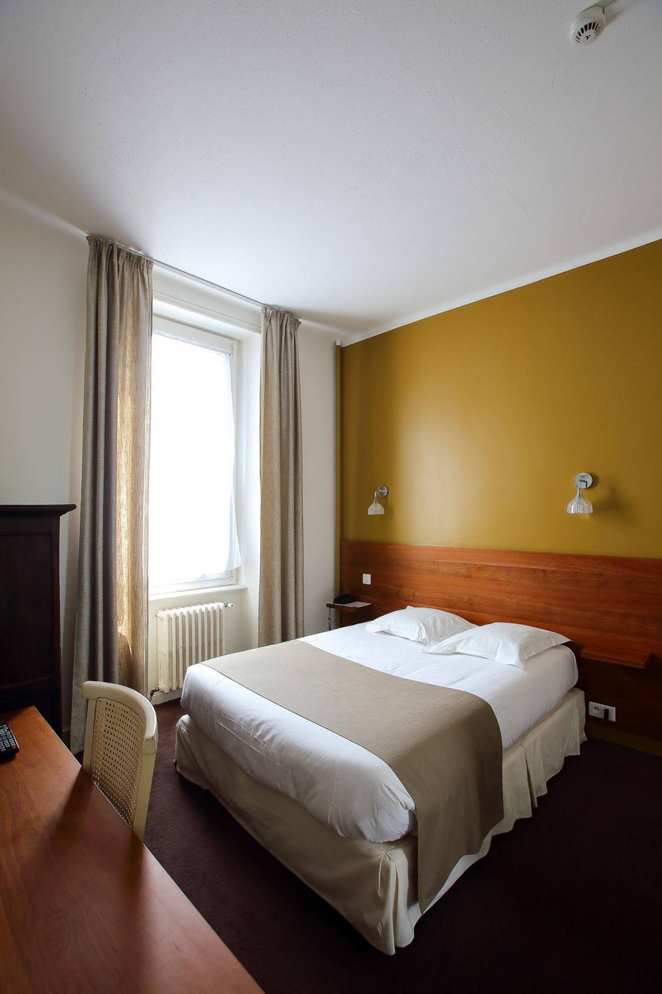 Hôtel de France & Restaurant L'insolite