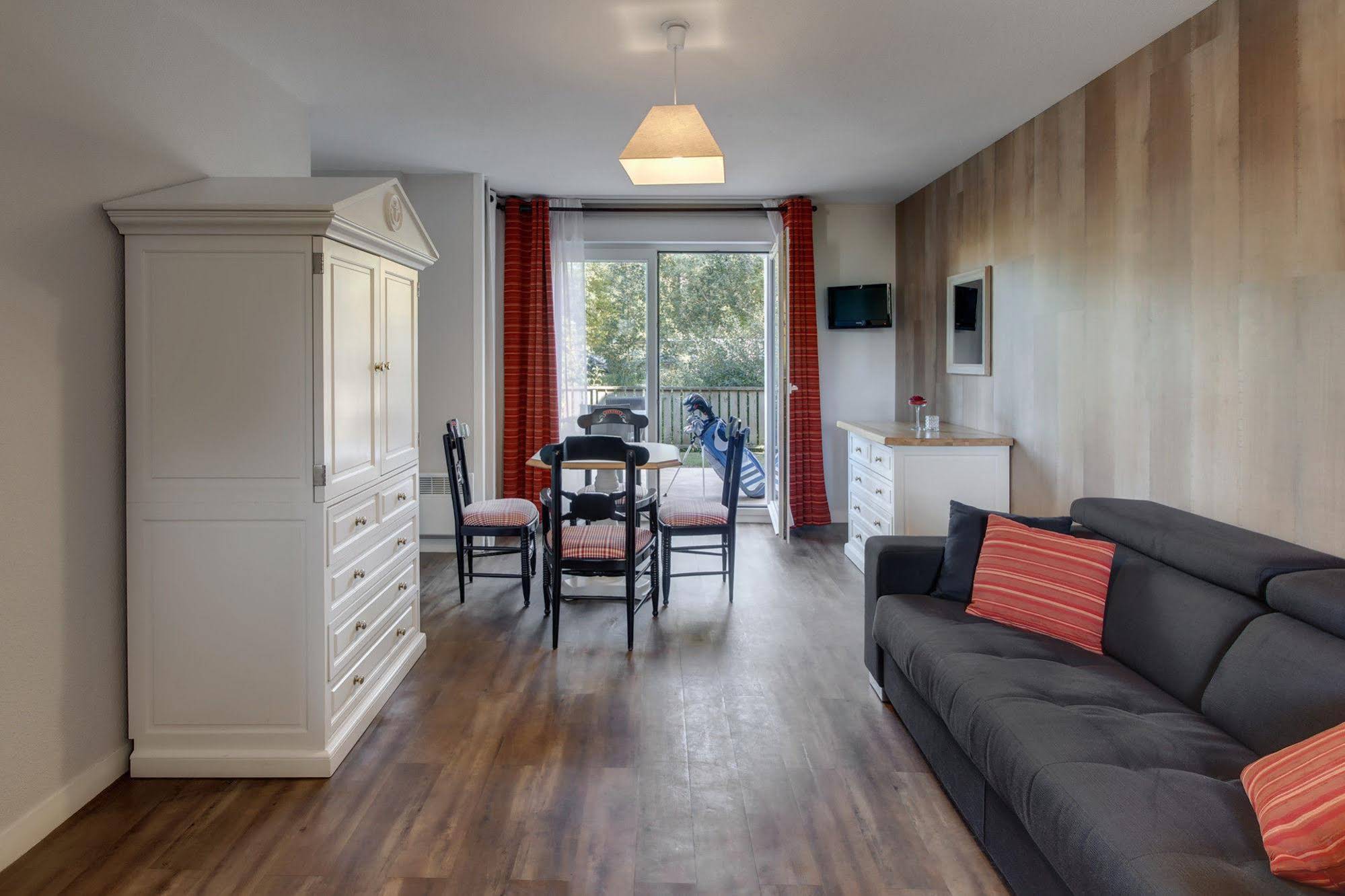 Les Ormes Domaine & Resort