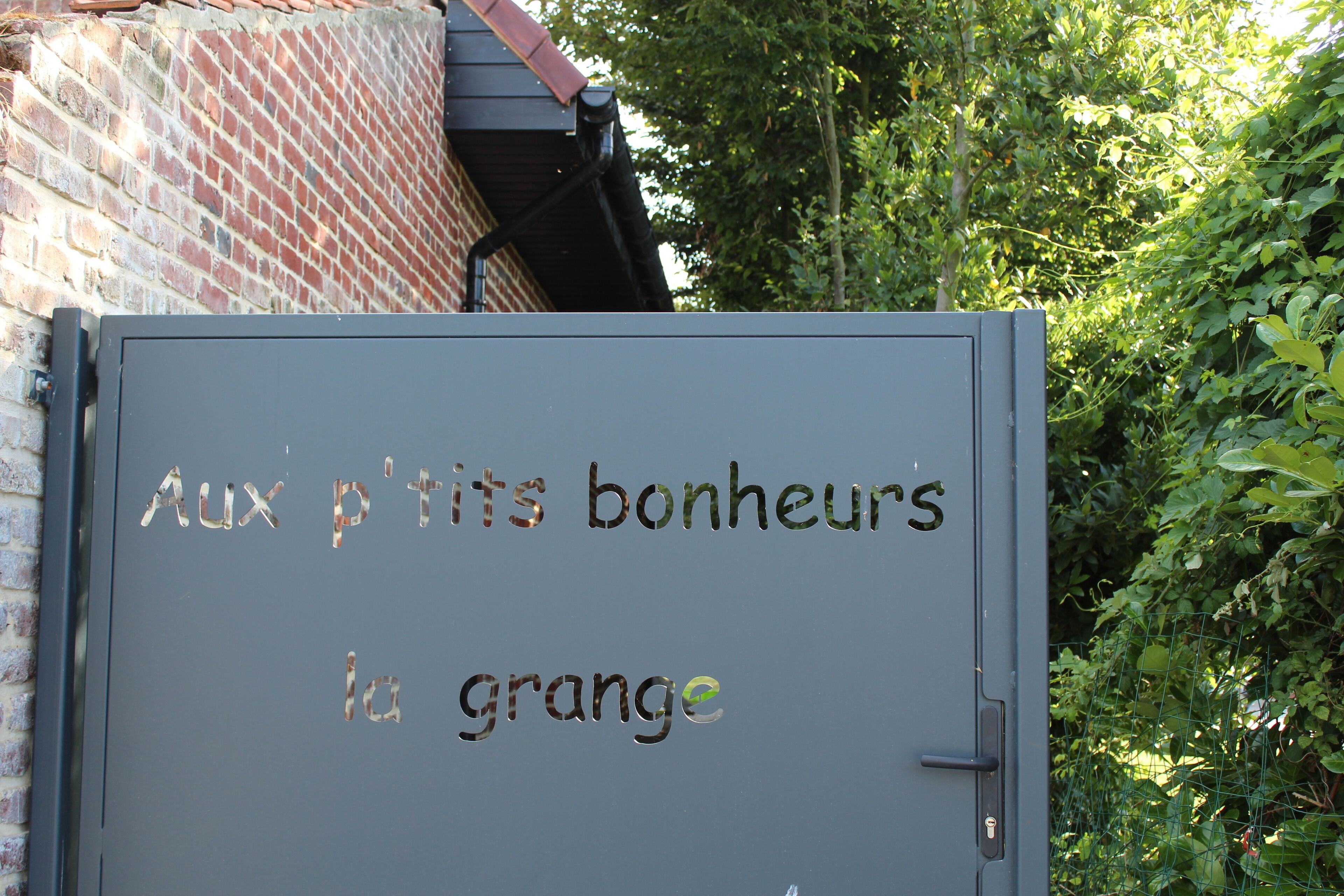 Aux P'tits Bonheurs La Grange