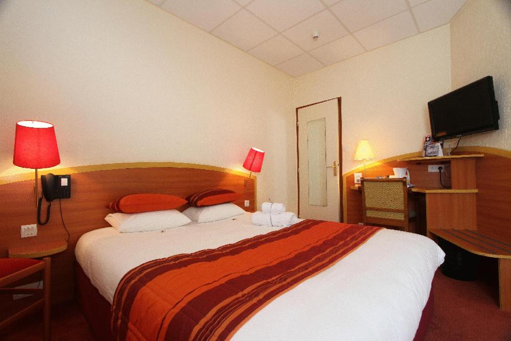 Kyriad Hotel Lamballe
