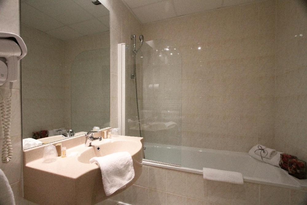 Kyriad Hotel Lamballe