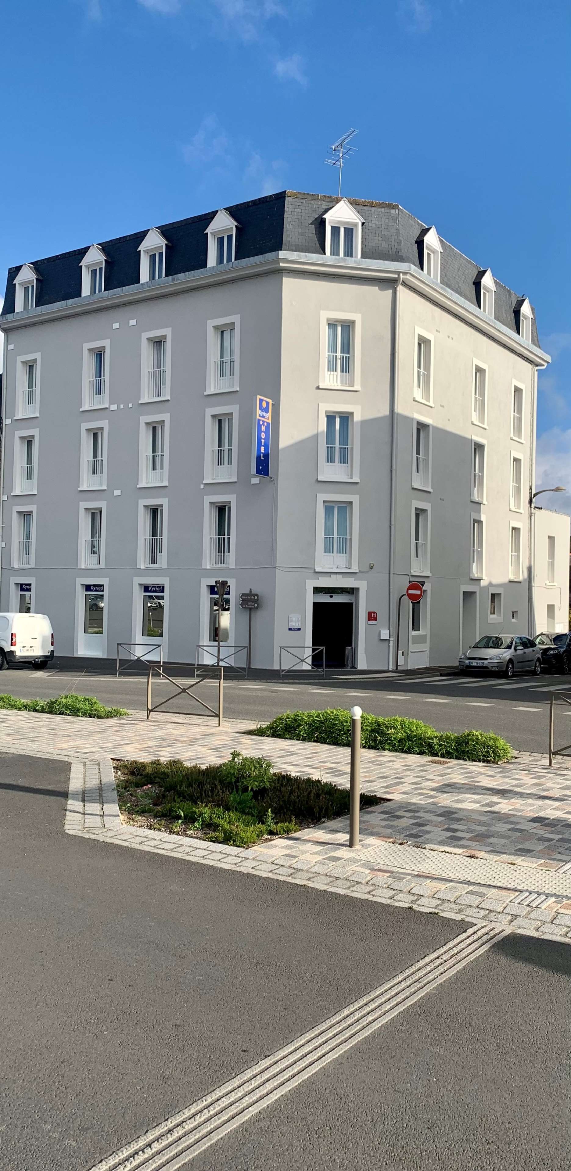 Kyriad Hotel Lamballe
