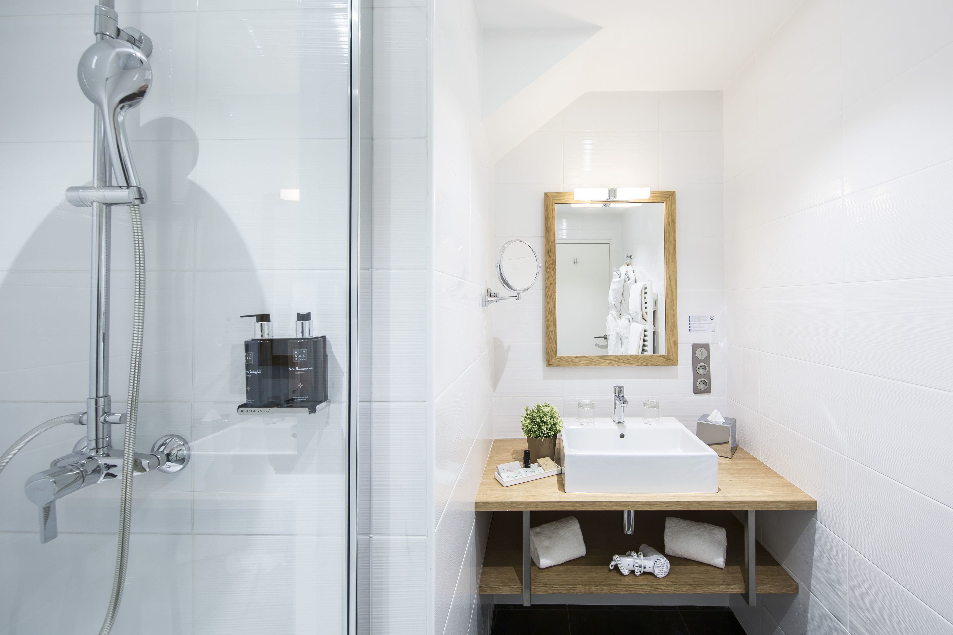 Hotel De l'Abbaye  Best Western Premier Collection