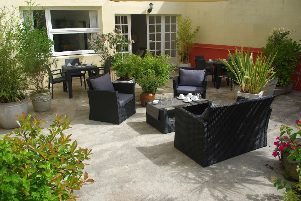 Hotel Le Patio De Victor