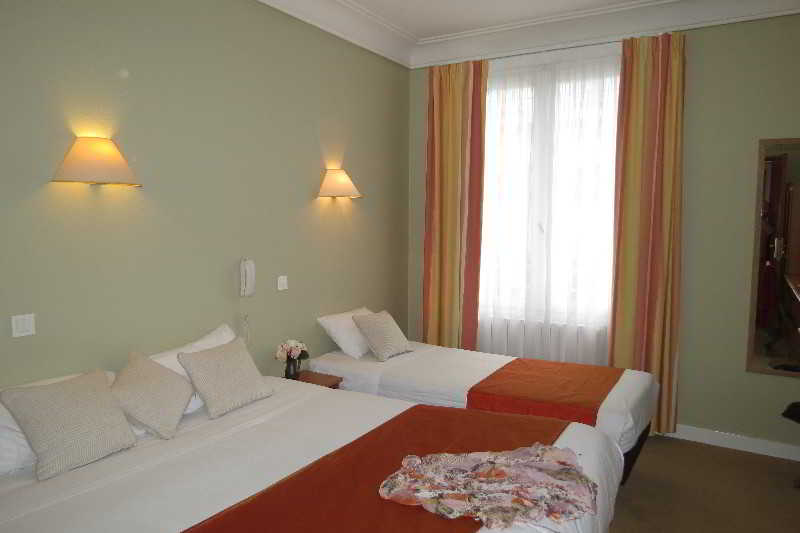Brit Hotel Confort Cleria Lorient Centre