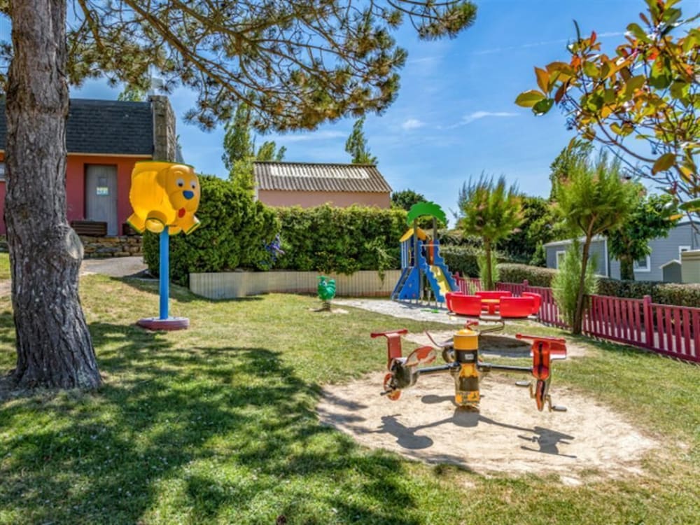Camping De La Mer D'iroise
