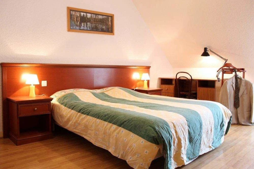 Rhodogites Du Goelo-Rhododendron