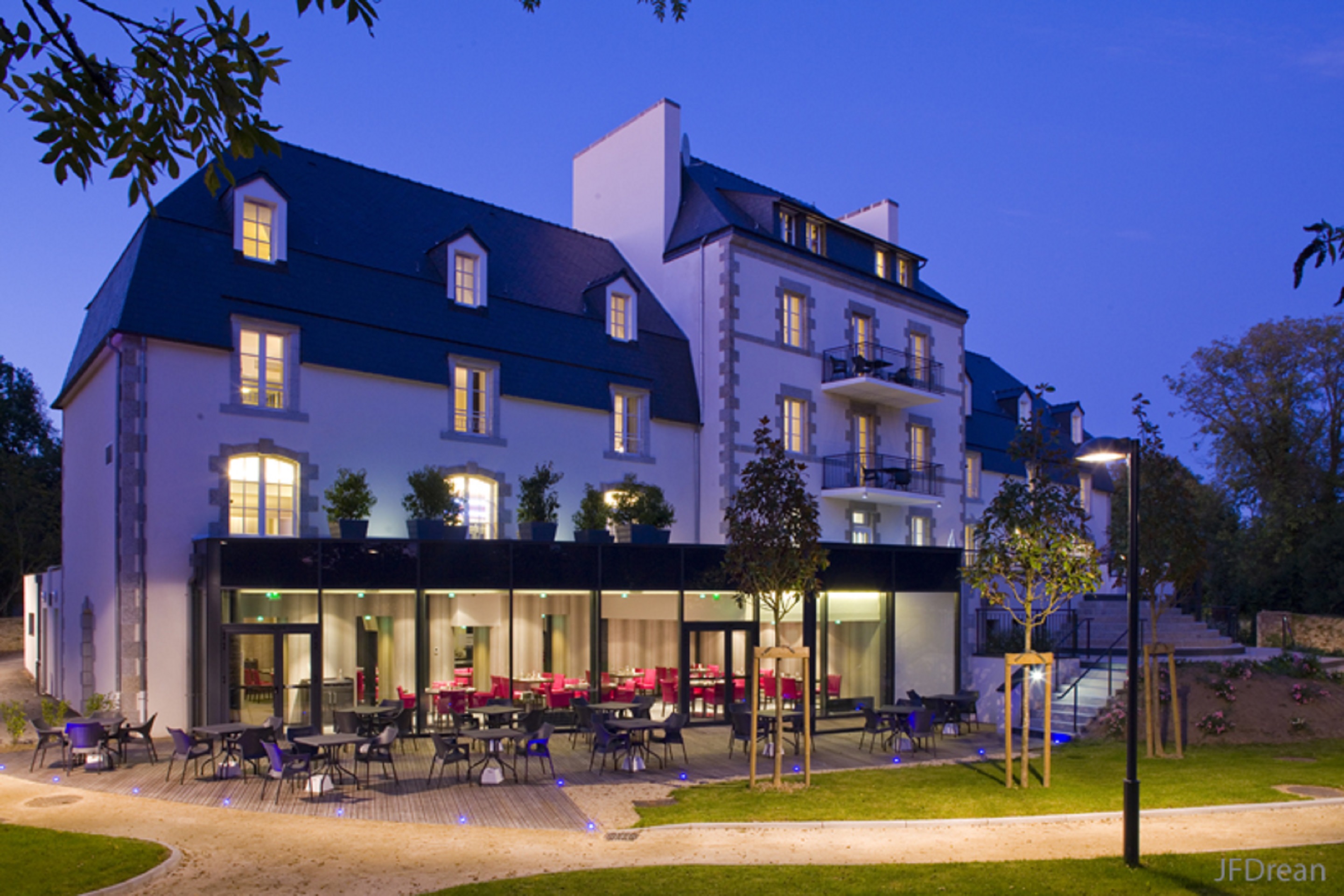 Domaine De Pont Aven Art Gallery Resort