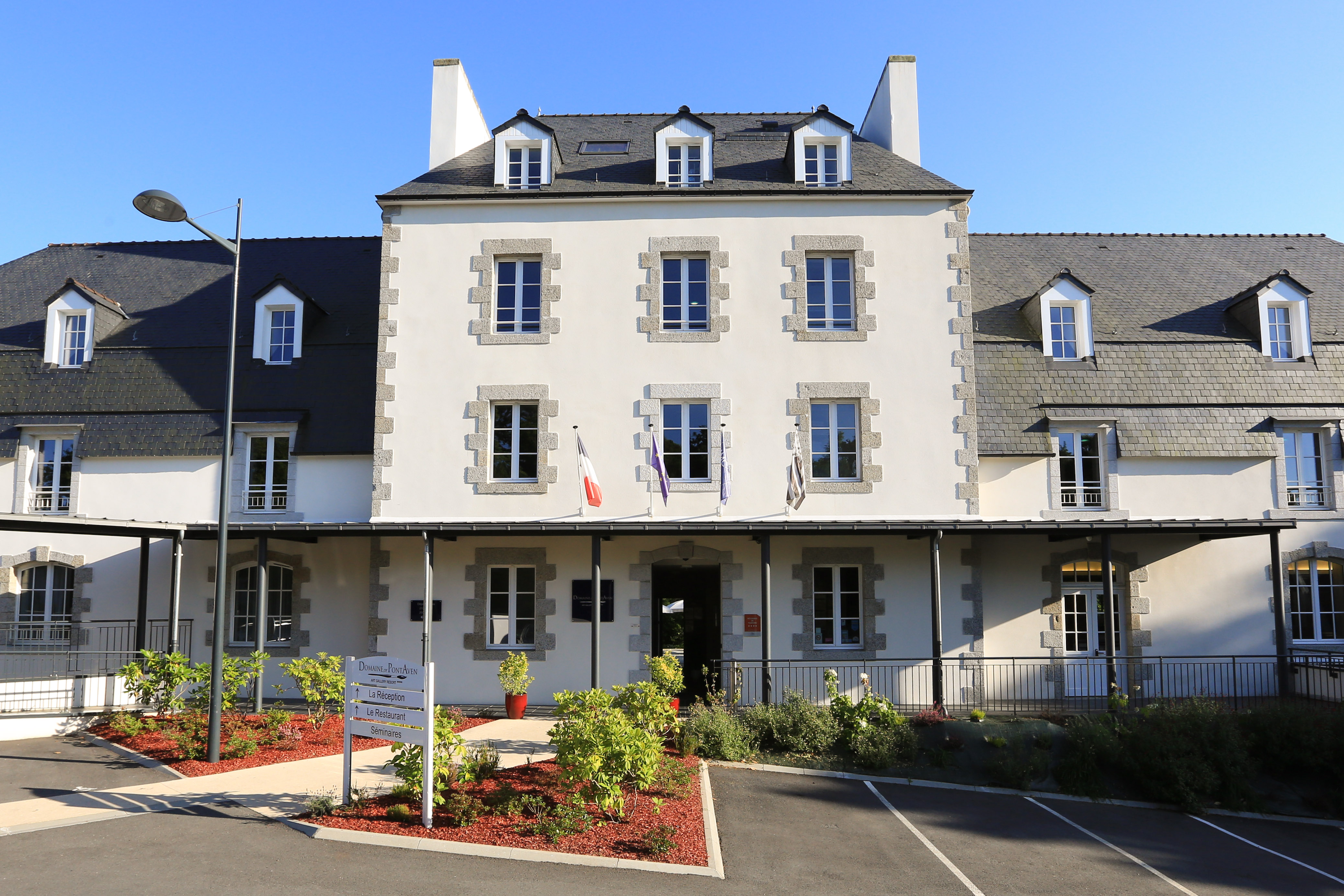 Domaine De Pont Aven Art Gallery Resort