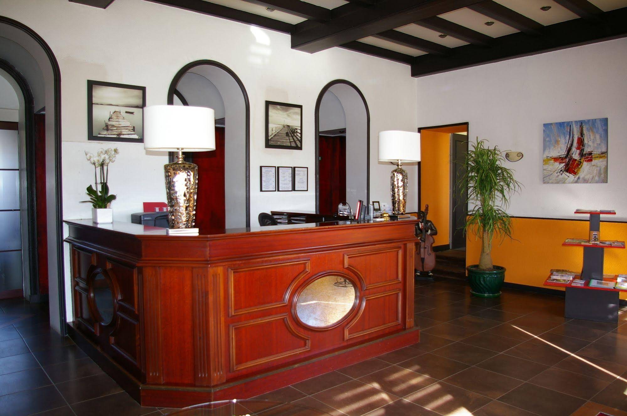 Queen Serenity Hotel