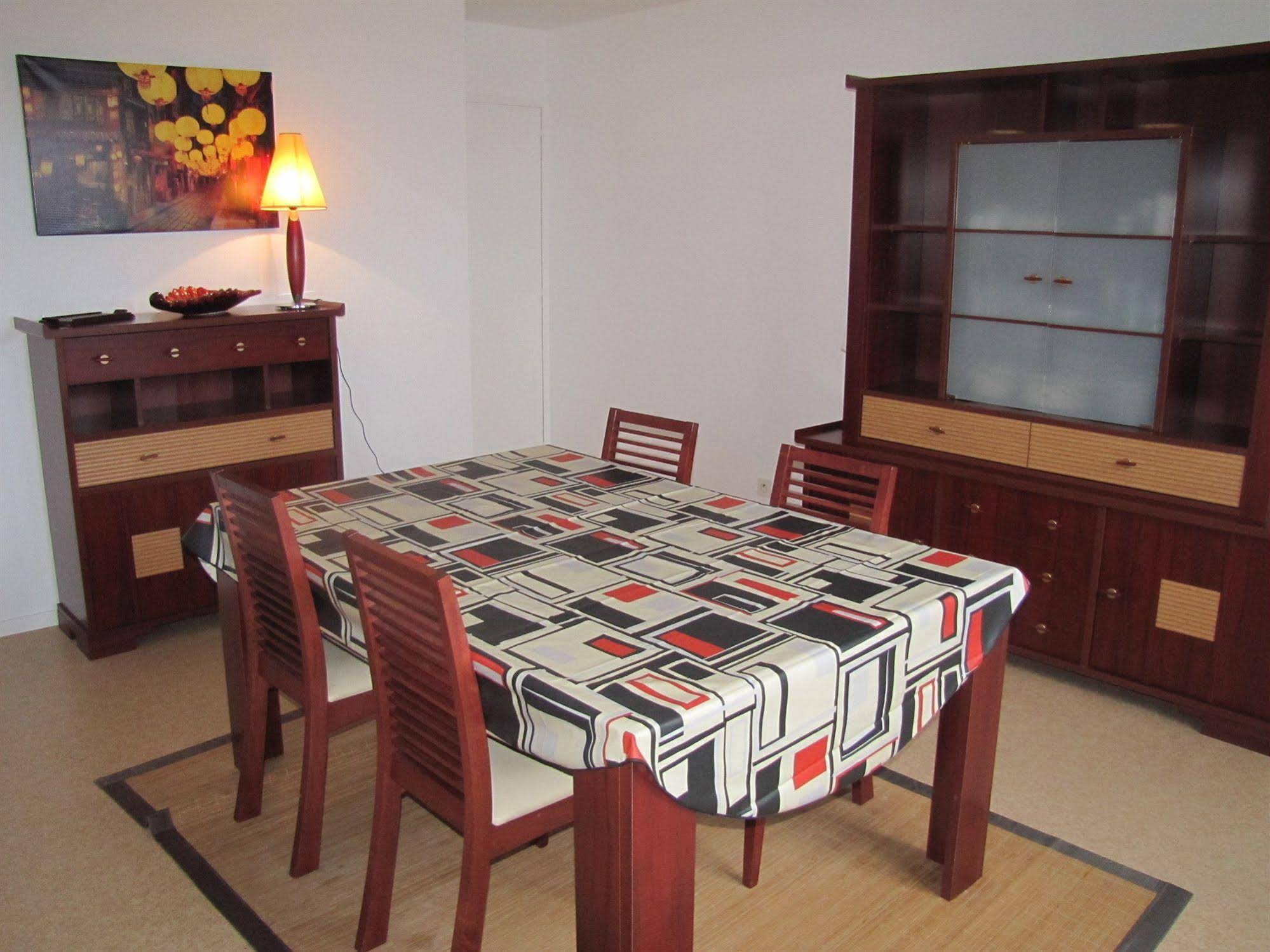 Queen Serenity Hotel