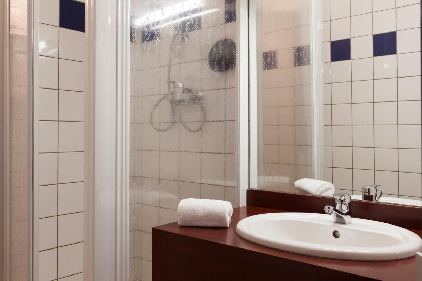 Kyriad Direct Rennes Ouest