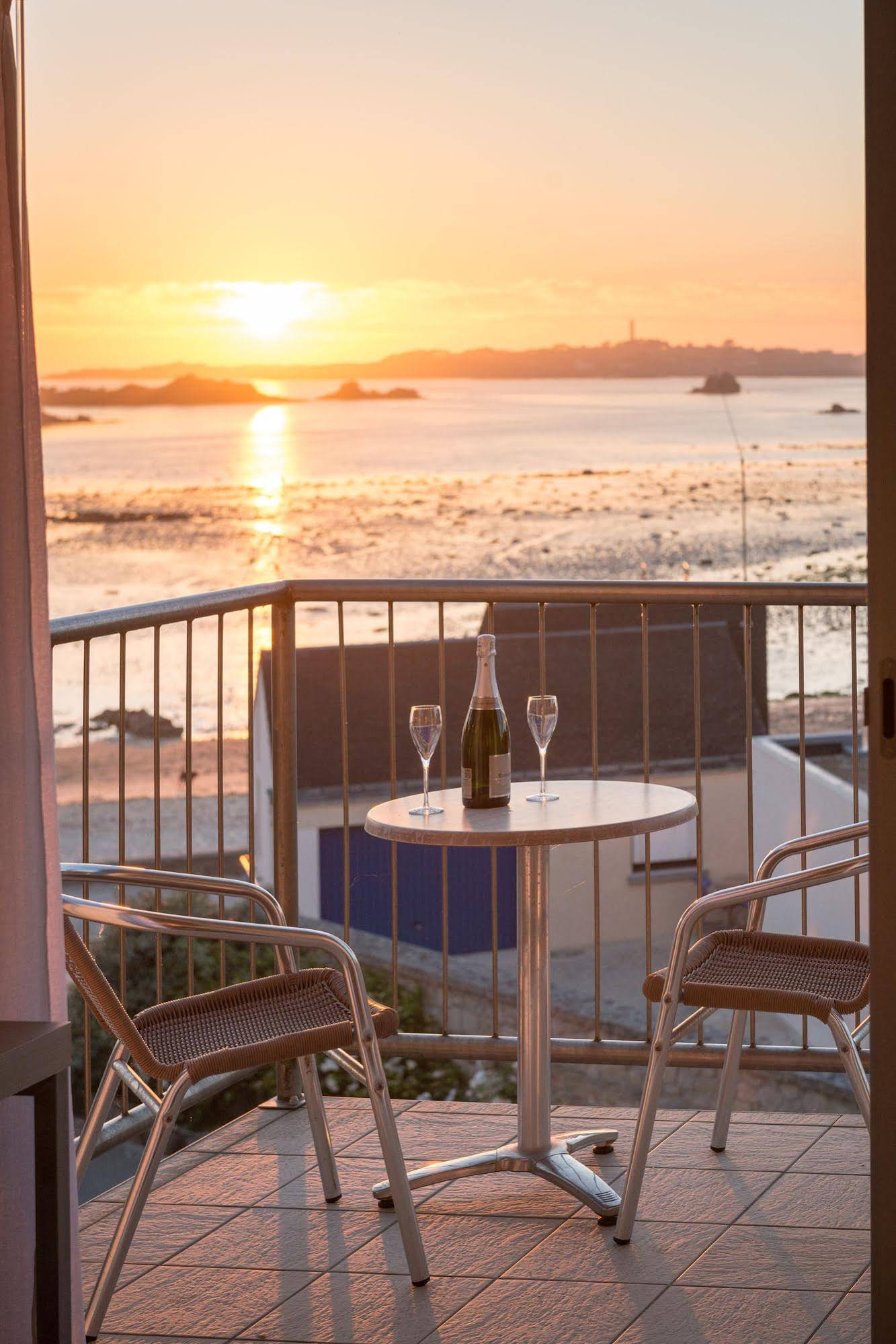 Hôtel Valdys - Beau rivage