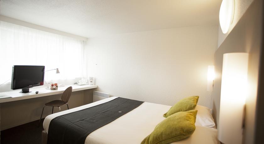 Brit Hotel Confort Dinan Taden