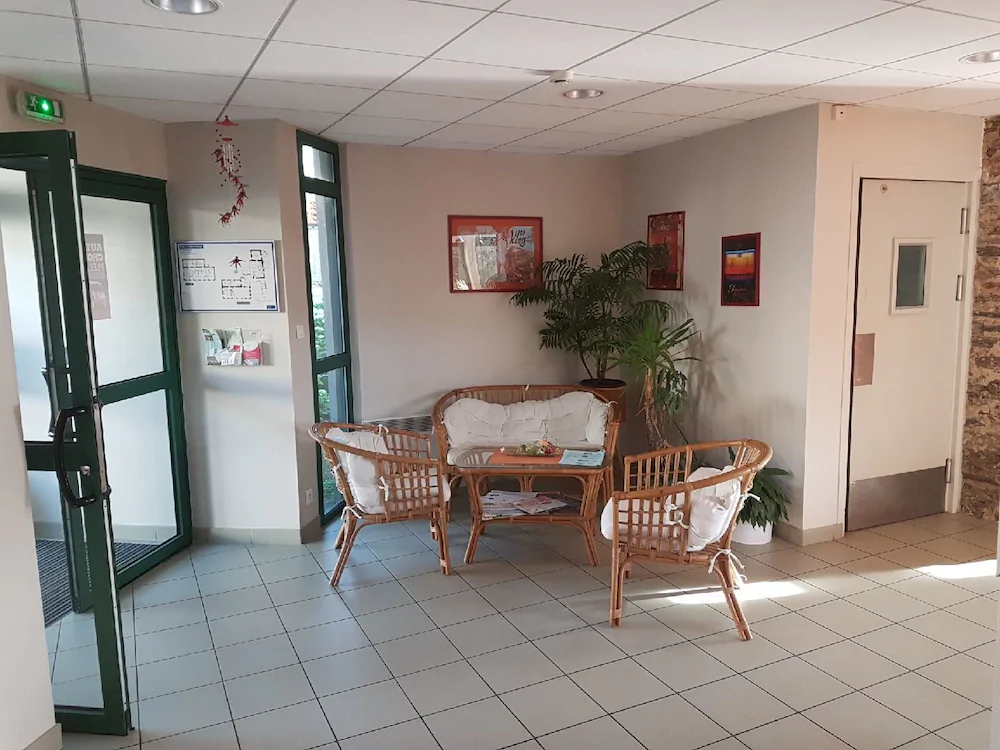 Auberge De L'oust