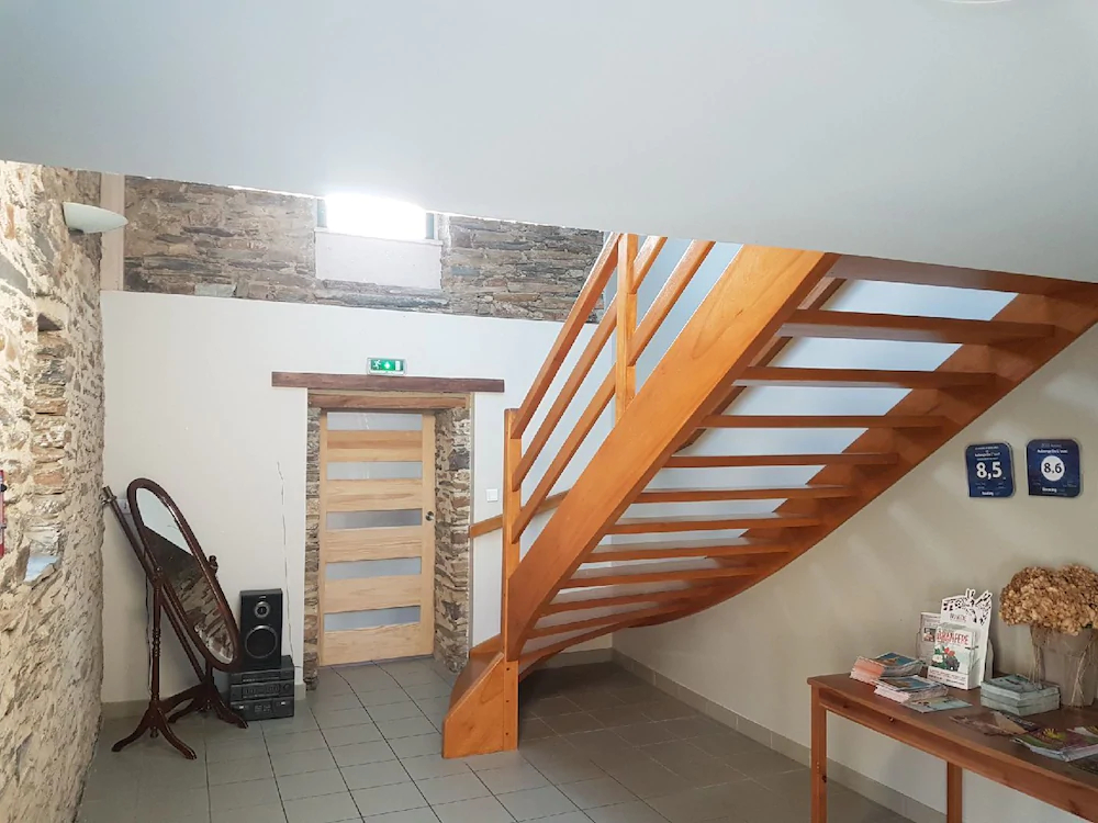 Auberge De L'oust