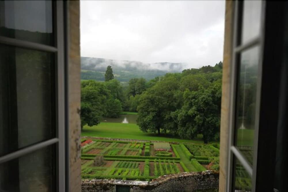 Gîte Des Jardins De Barbirey