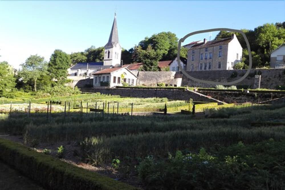 Gîte Des Jardins De Barbirey
