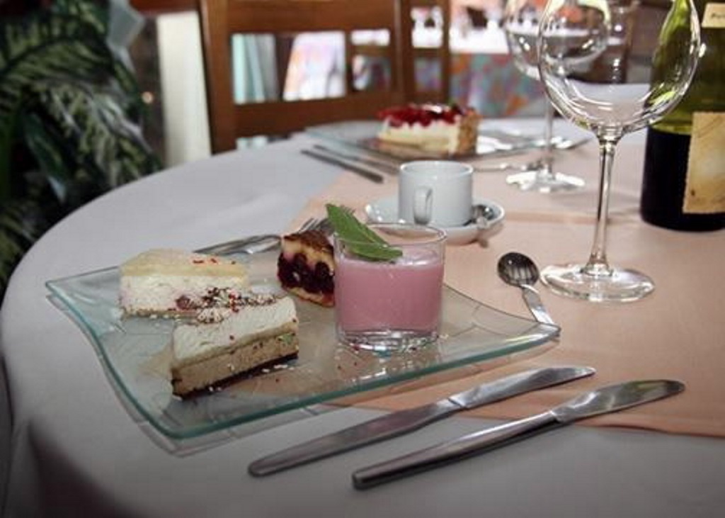 Greet Hotel Beaune