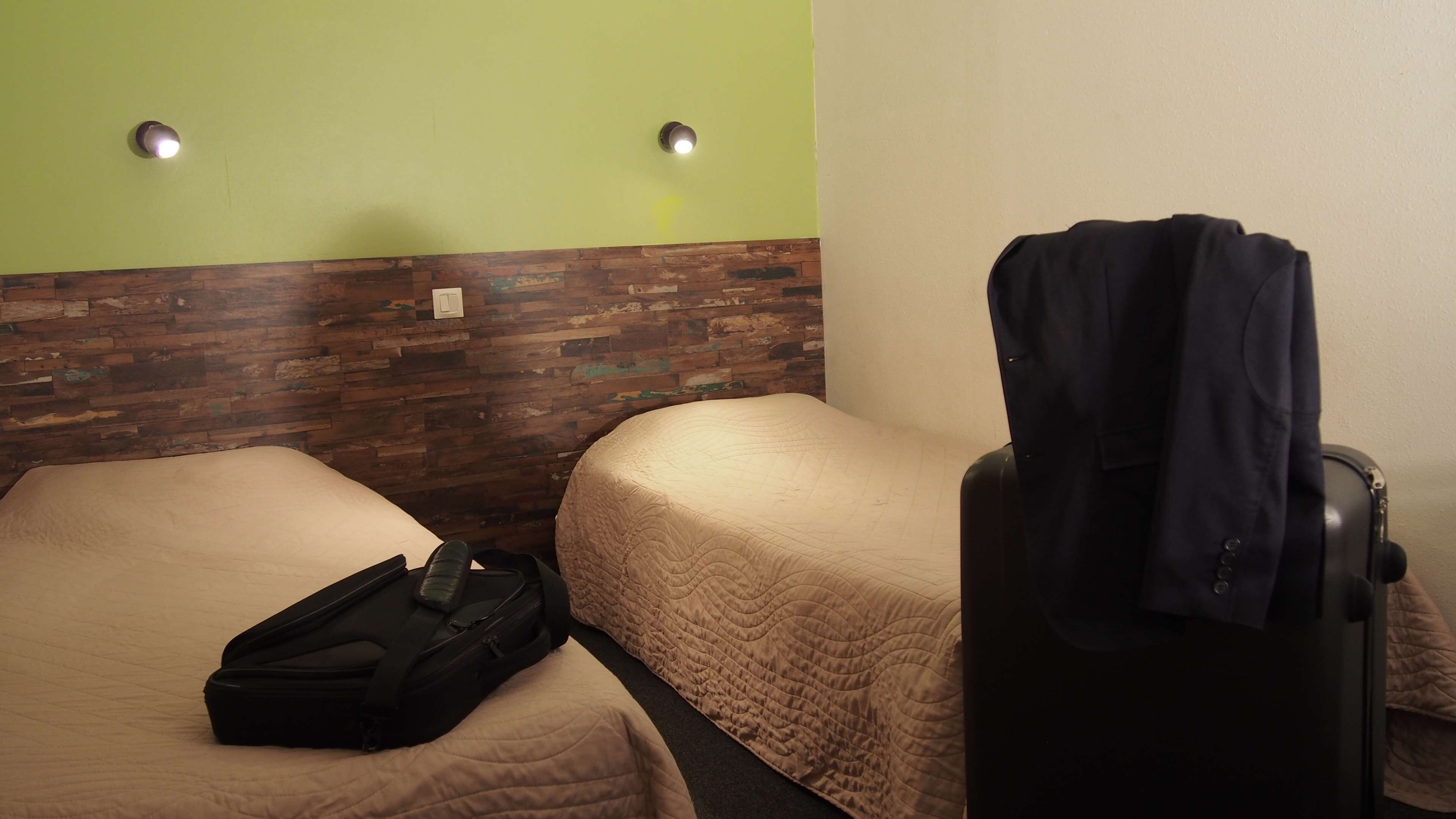 Hotel Kyriad Direct Macon Sud