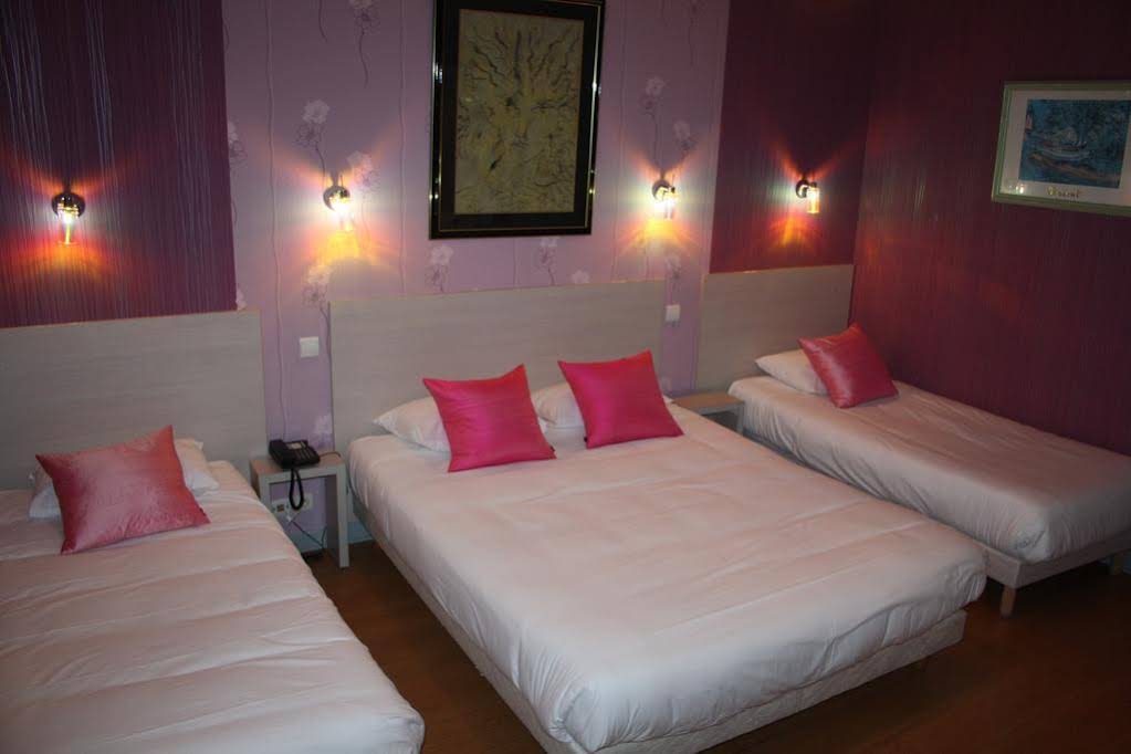 Hotel République