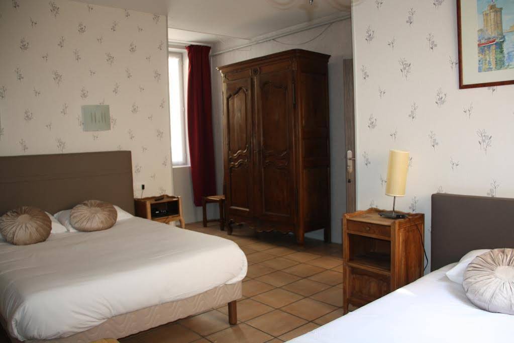 Hotel République