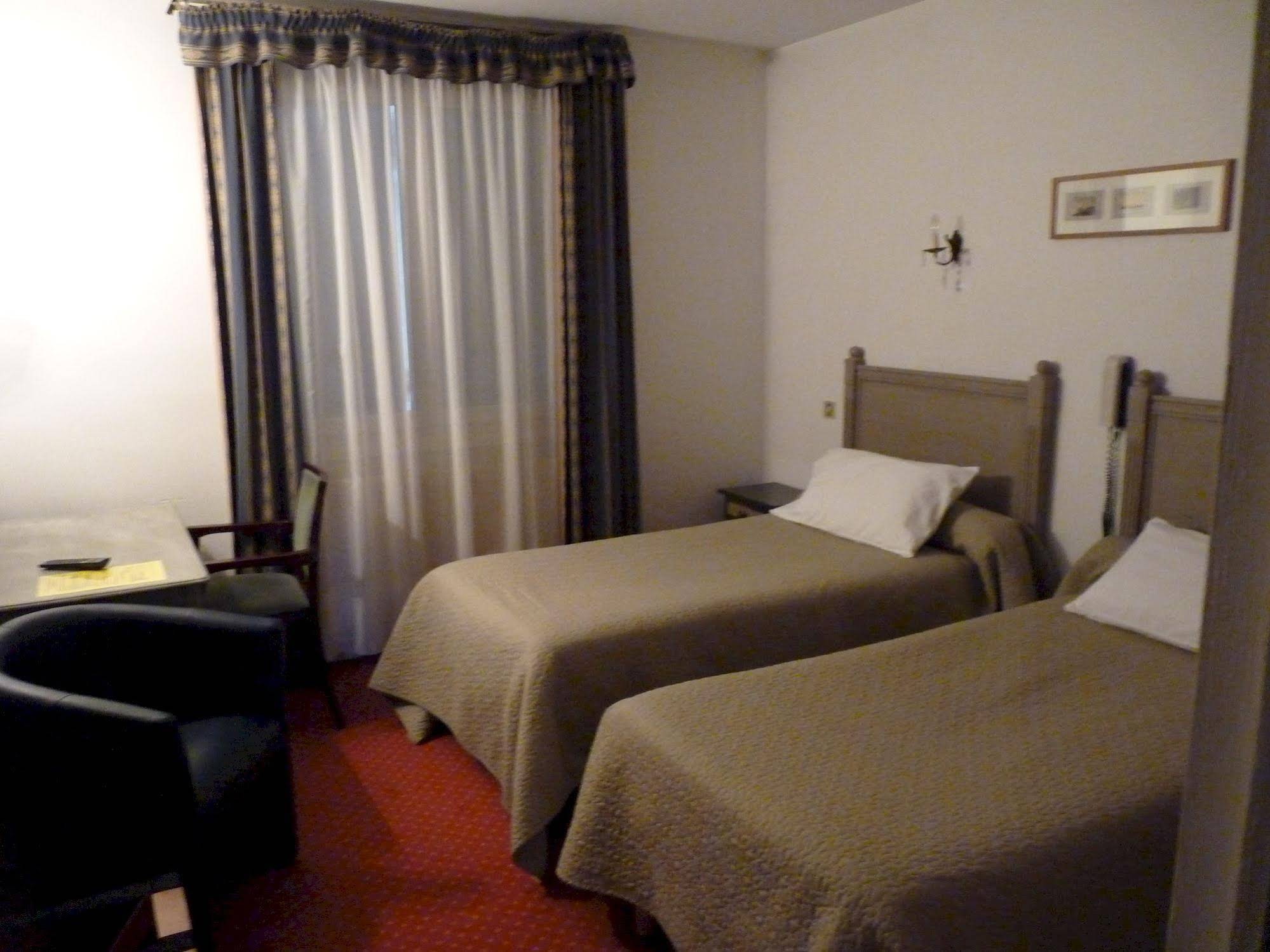 Hotel Victor Hugo