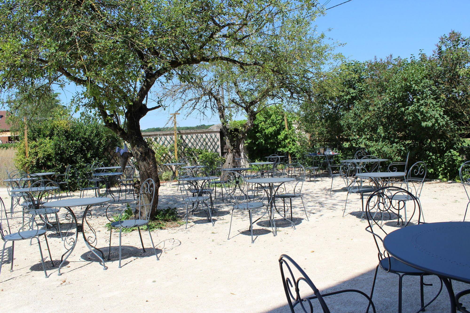 Le Fauverney Lodge