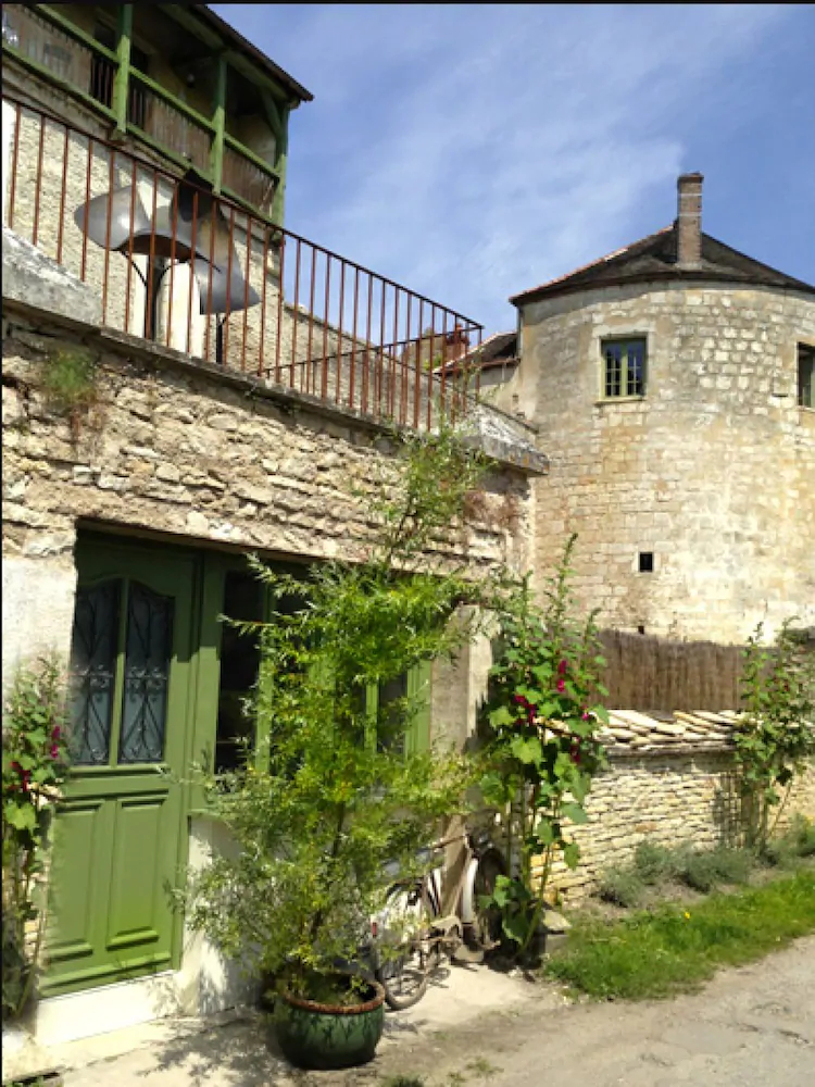 Côté-Serein - Chambres de la Tour Cachée