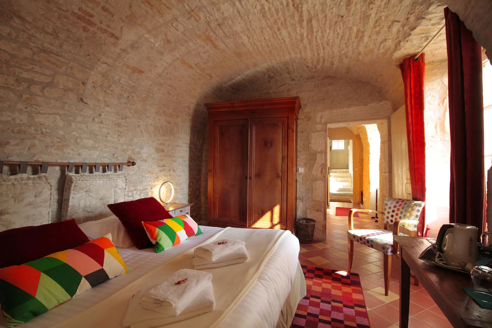 Côté-Serein - Chambres de la Tour Cachée