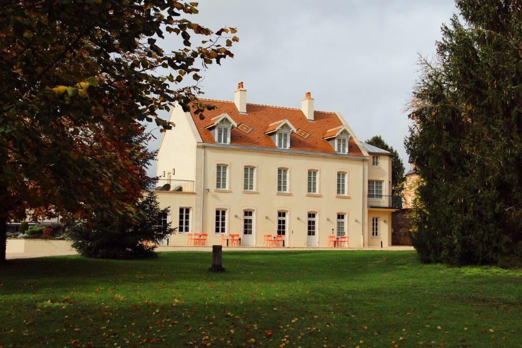 Manoir De Villamont