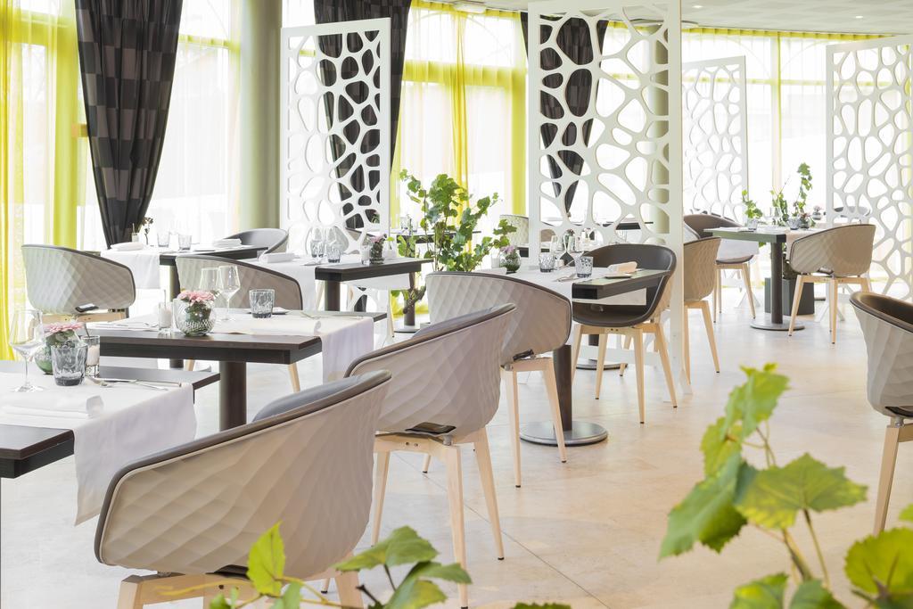 Le Richebourg Hotel Restaurant & Spa