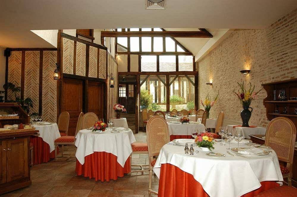La Chaumiere