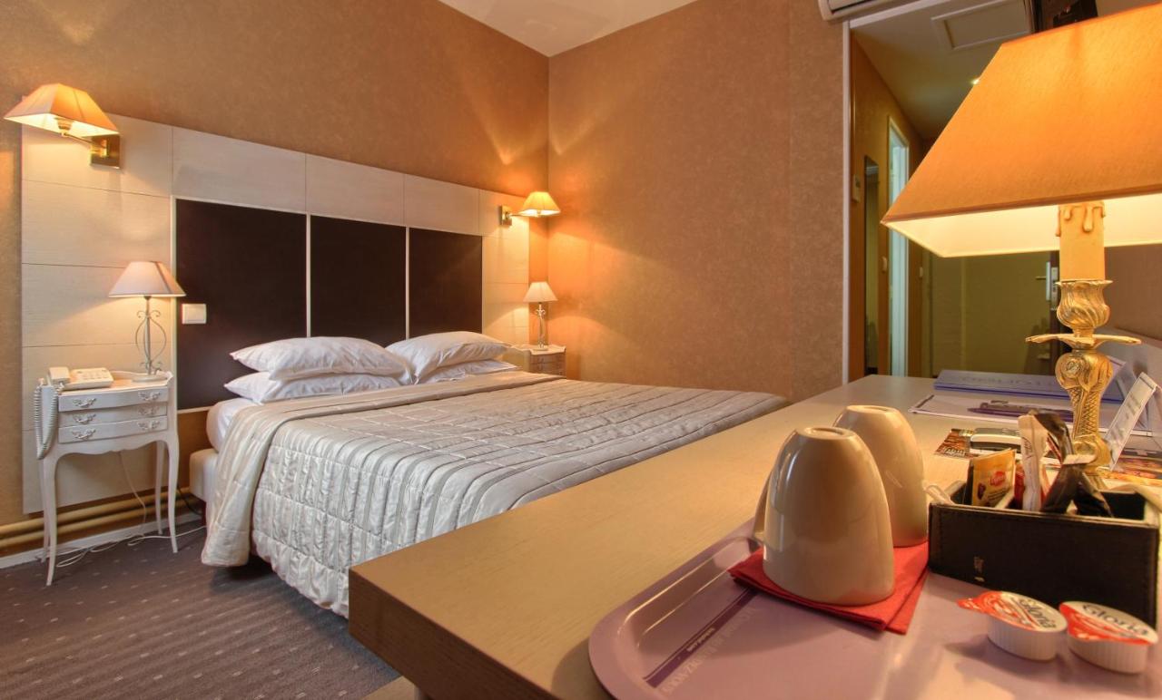 Hotel Campanile Chartres Centre Gare