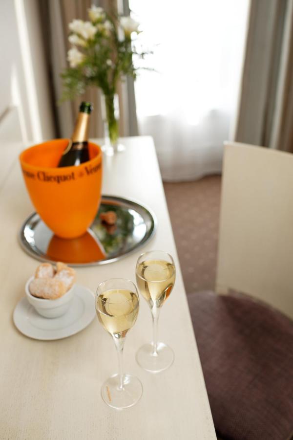 Hotel Campanile Chartres Centre Gare