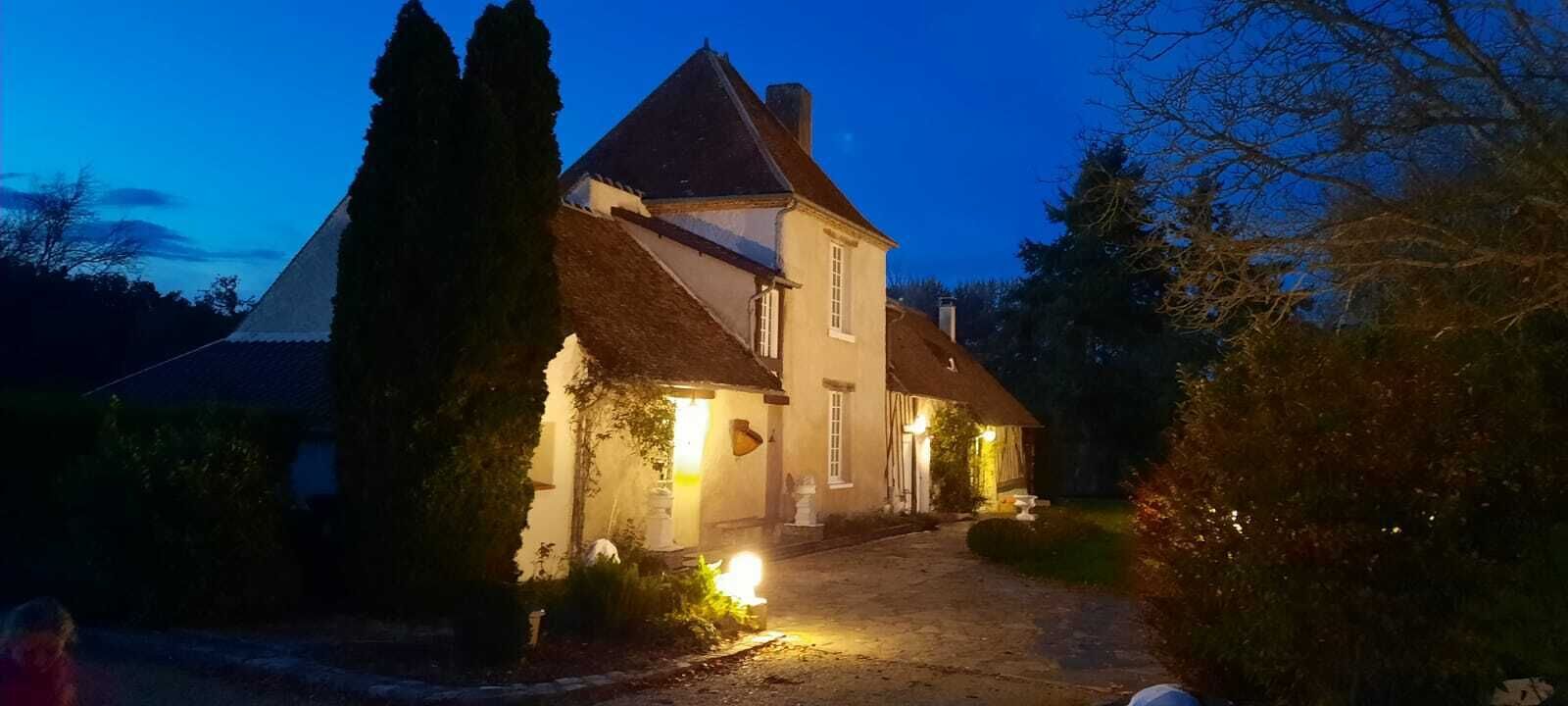Le Relais D'Eugénie Maison D'hôtes En Forêt D'Orléans