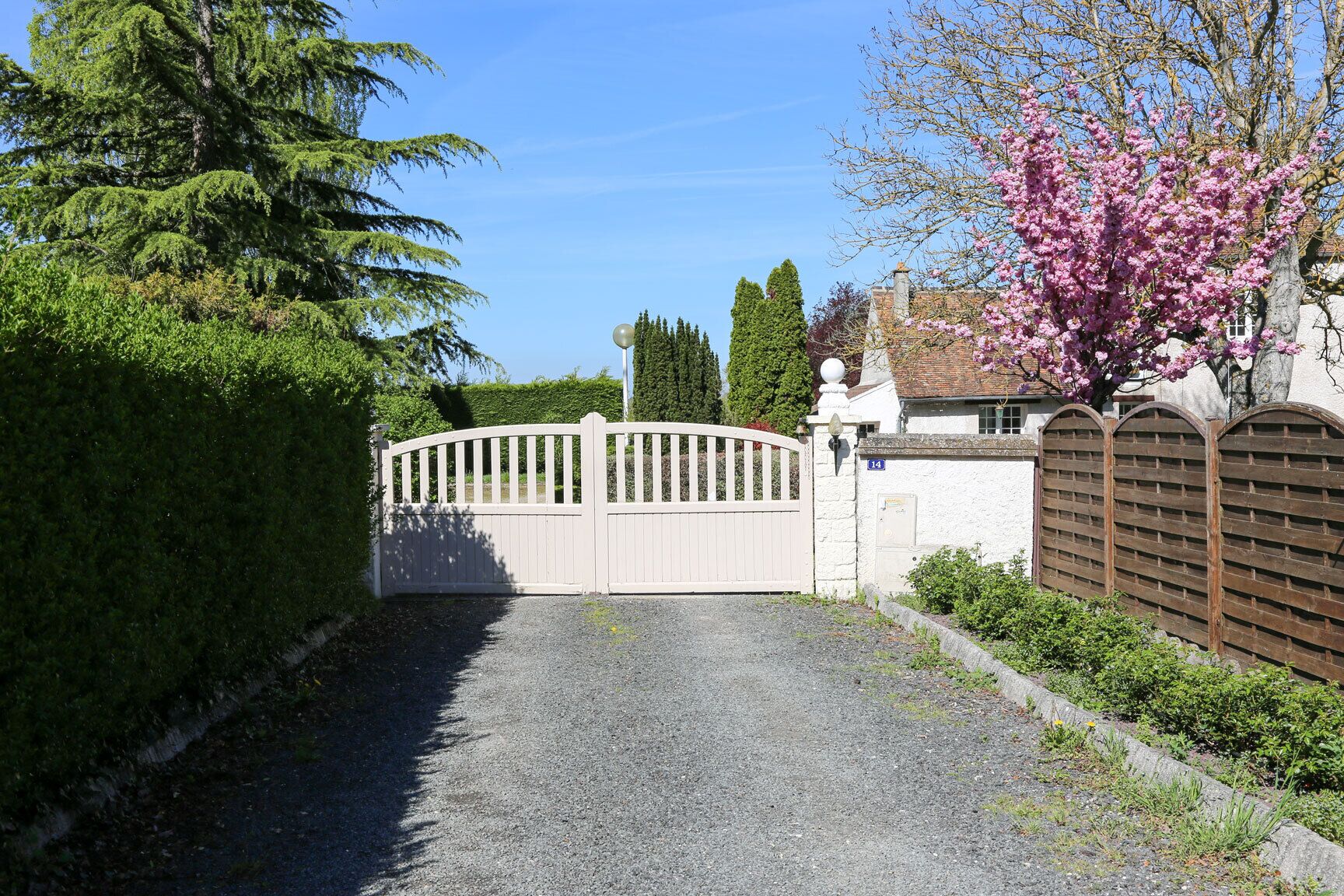 Le Relais D'Eugénie Maison D'hôtes En Forêt D'Orléans