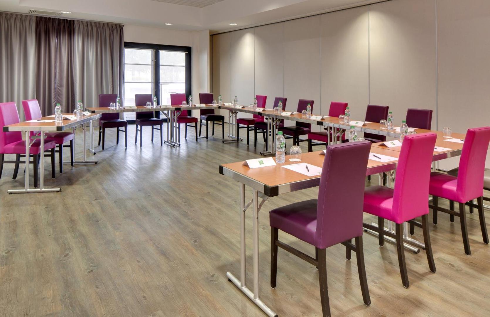 Hôtel ibis Styles Montargis Arboria
