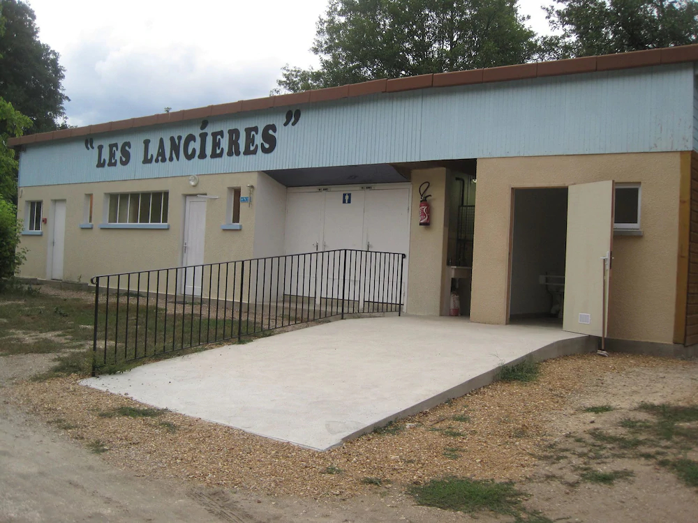 Camping Des Lancieres Tentes Treck