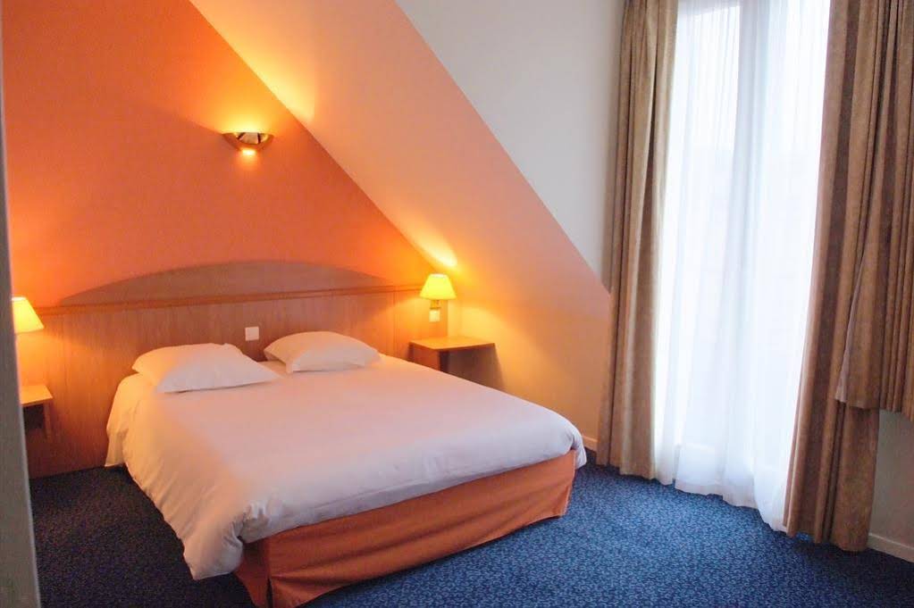Logis Hôtel L'Amandois