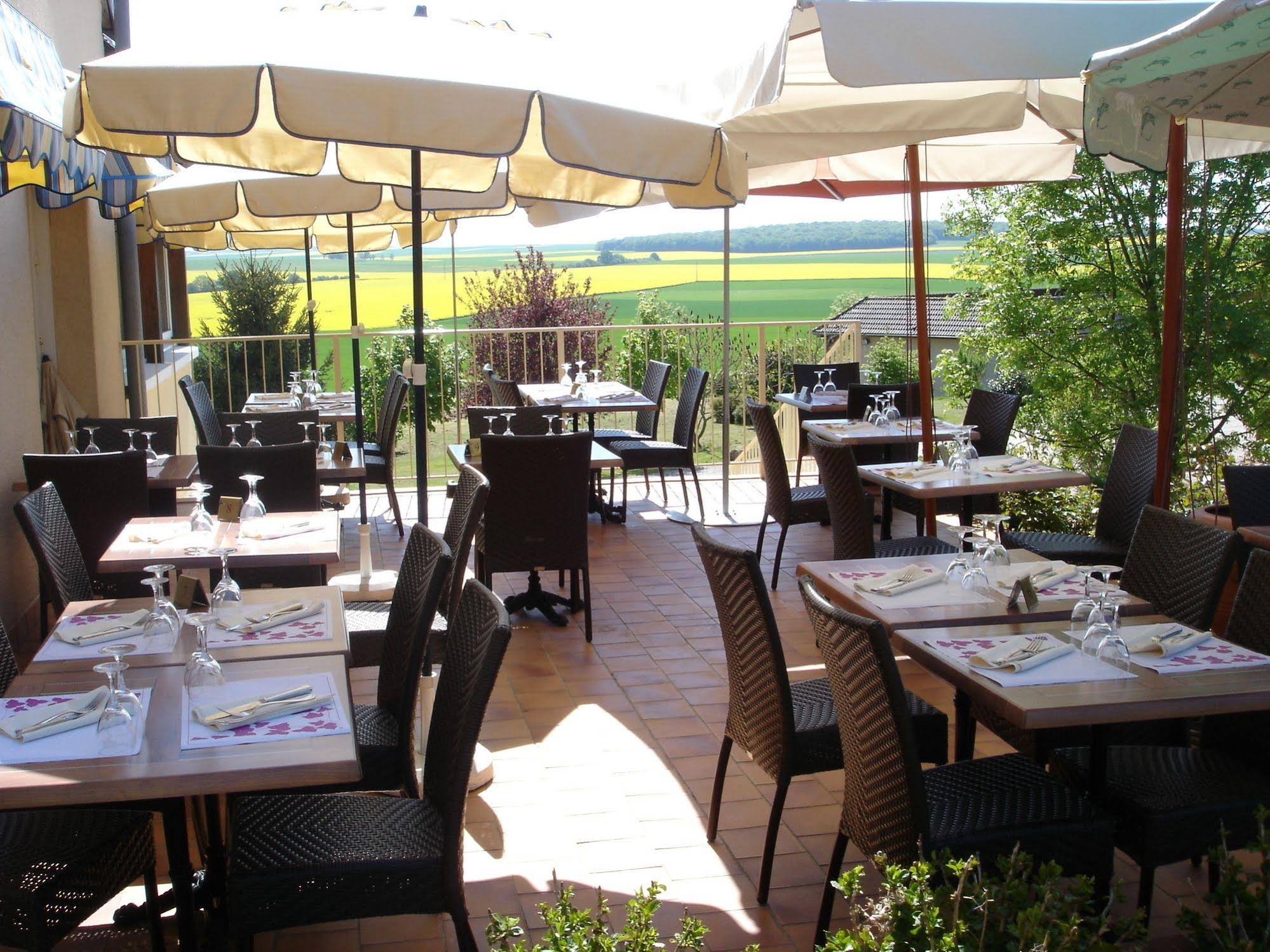 Logis Hotel le Val Moret