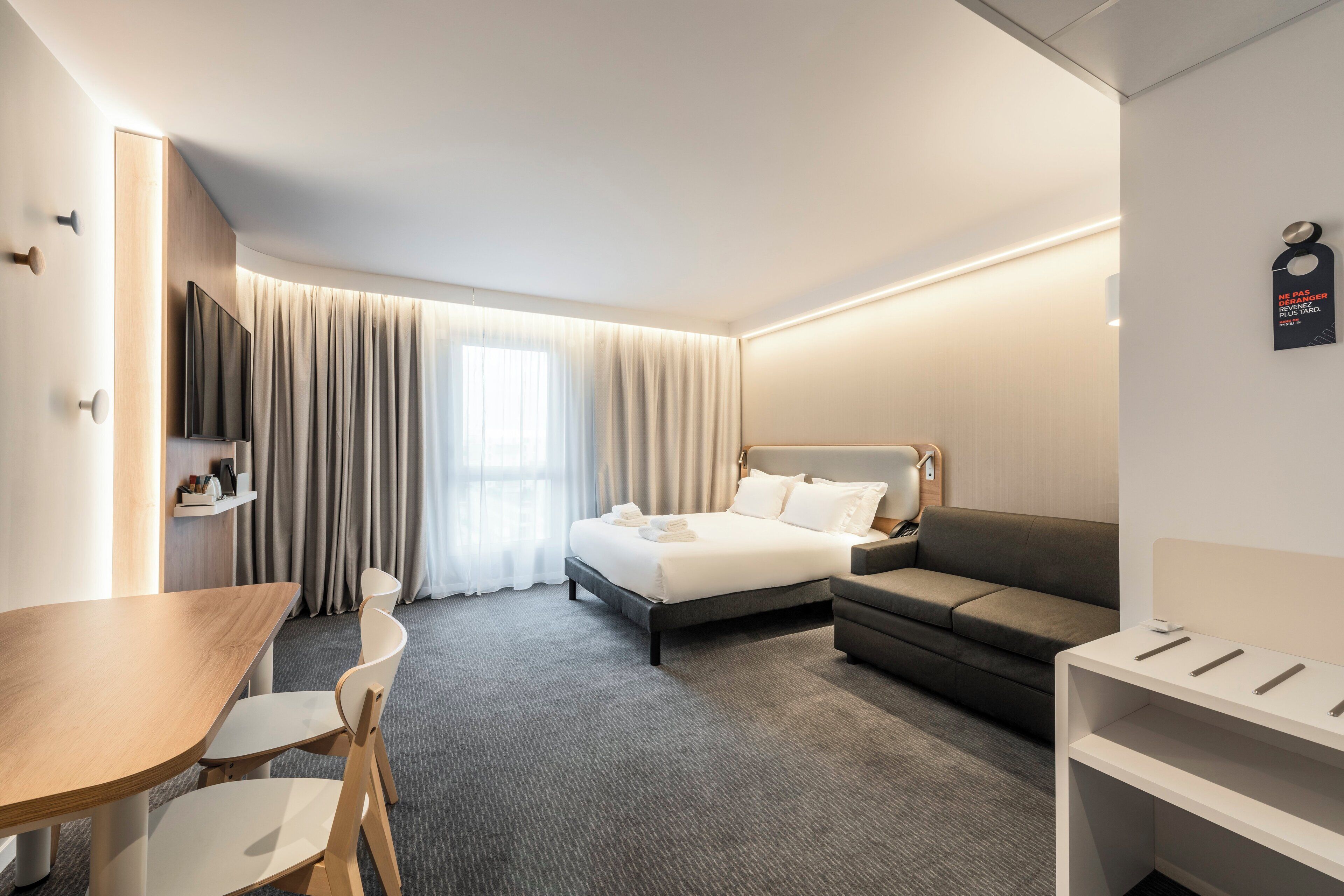 Holiday Inn Express and Suites Reims - Rives de Vesle