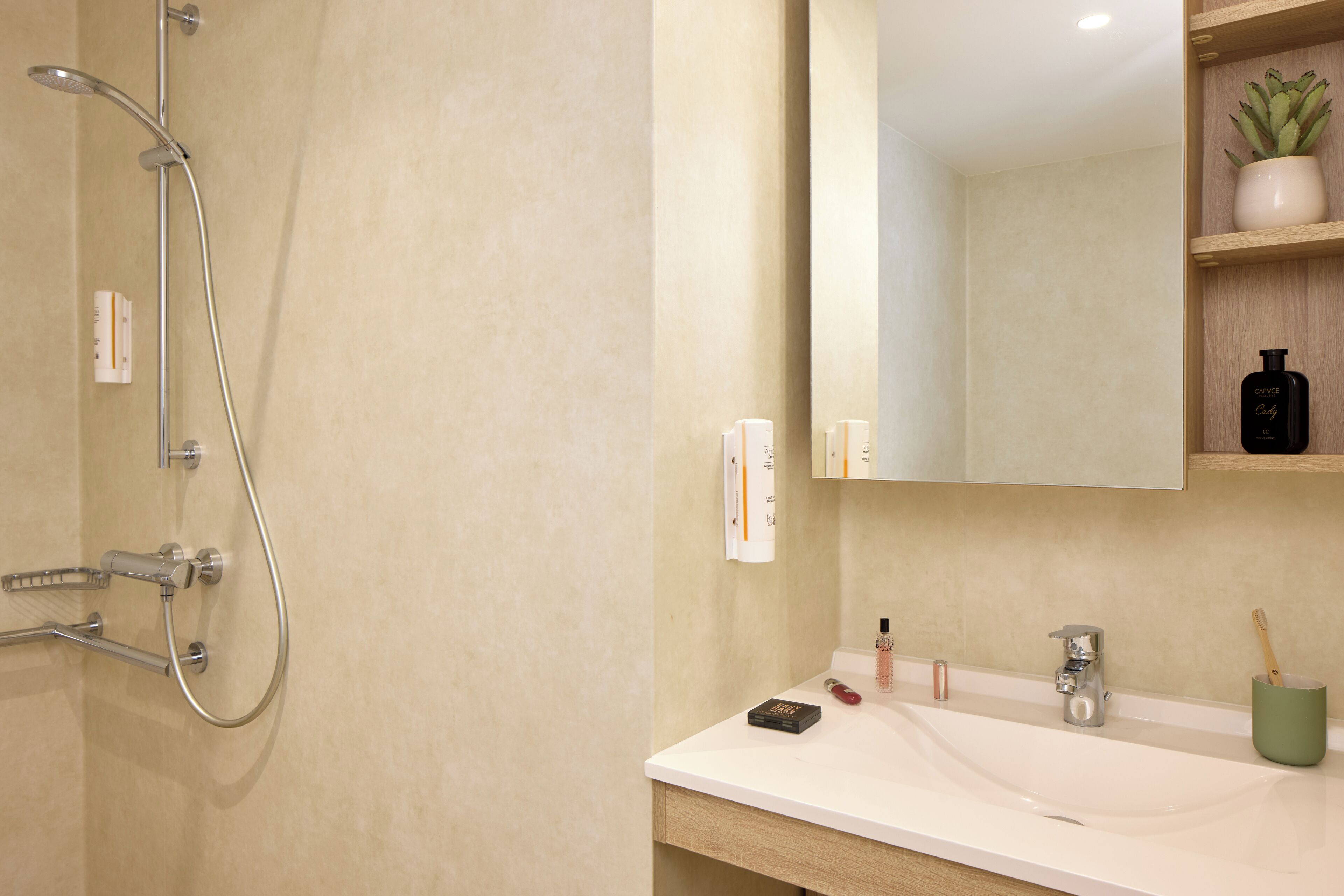 Zenitude Hôtel-Résidences Reims St Thomas