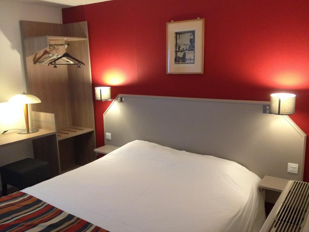 Doubs Hotel