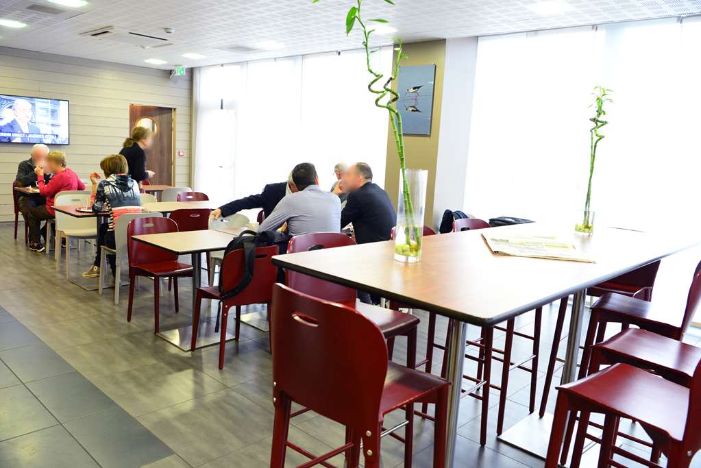 CAMPANILE BELFORT MONTBELIARD - La Jonxion