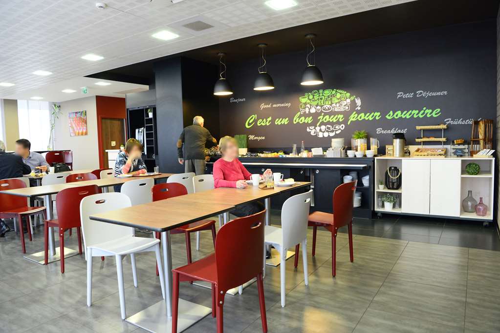 CAMPANILE BELFORT MONTBELIARD - La Jonxion