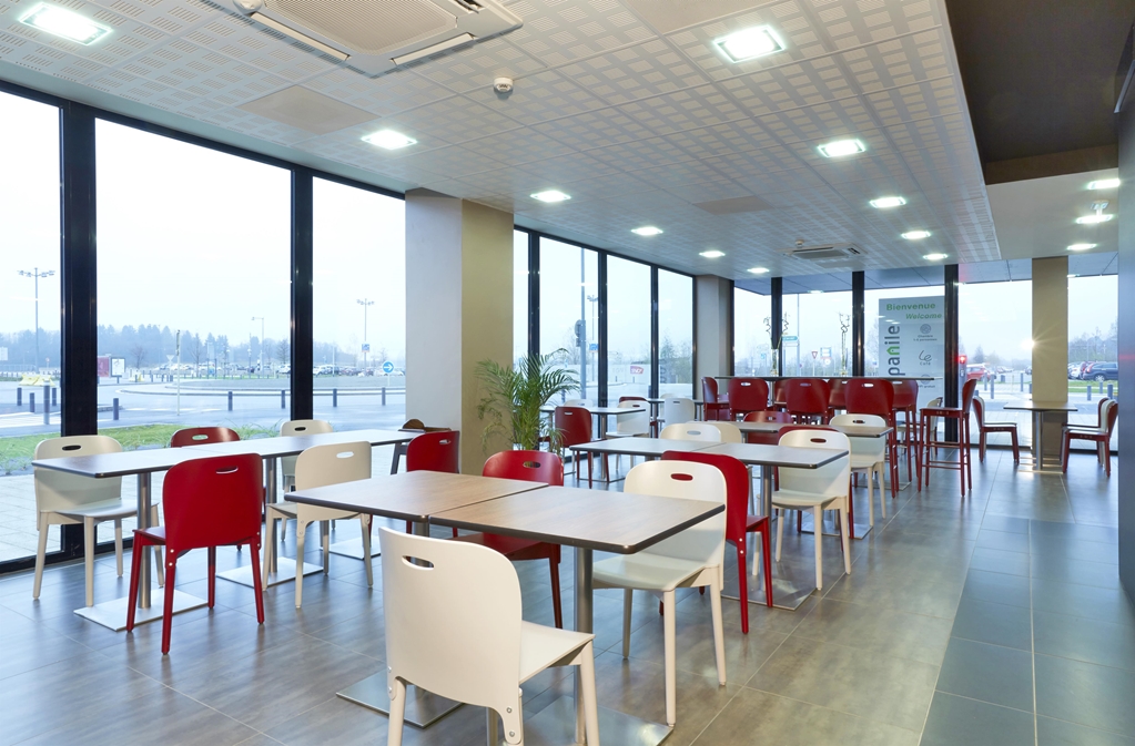 CAMPANILE BELFORT MONTBELIARD - La Jonxion